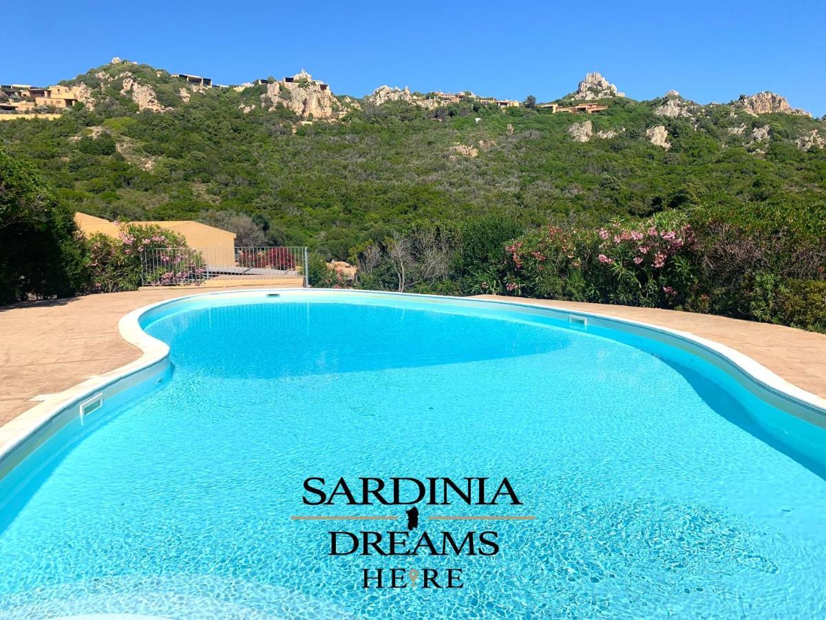 Villetta Flora Con Piscina คอสตาพาราดีโซ ภายนอก รูปภาพ